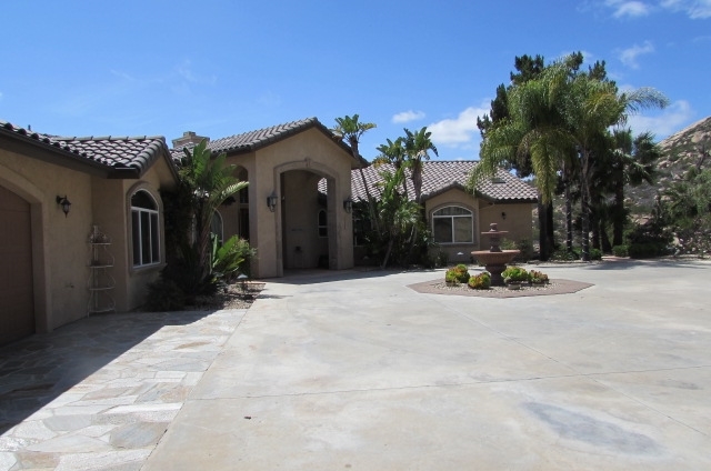 16103 Eagles Crest Road Ramona, CA 92065 - Photo 3 of 25 Gallery Image 3