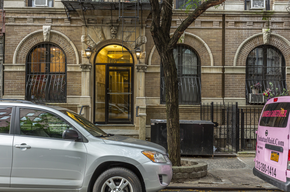 403 E 90th St, Manhattan, NY 10128 - Photo 2 of 3