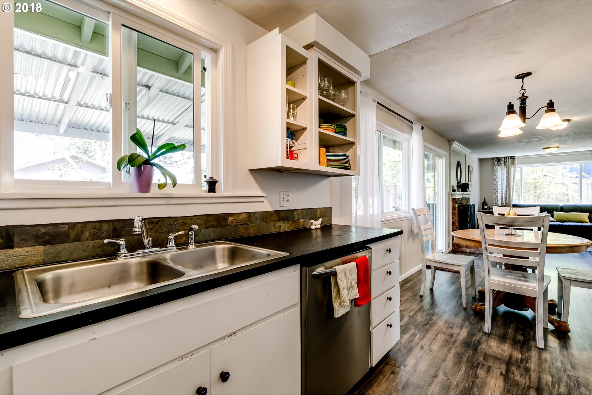 706 Hamilton Street Springfield, OR 97477 - Photo 10 of 25