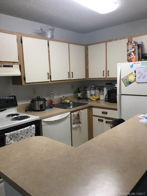 15600 Southwest 80th Street, Unit L203 Miami, FL 33193 - Photo 4 of 6