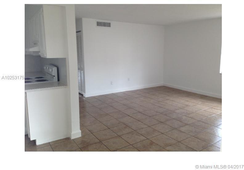 3660 Southwest 60th Avenue, Unit 4 Davie, FL 33314 - Photo 6 of 6