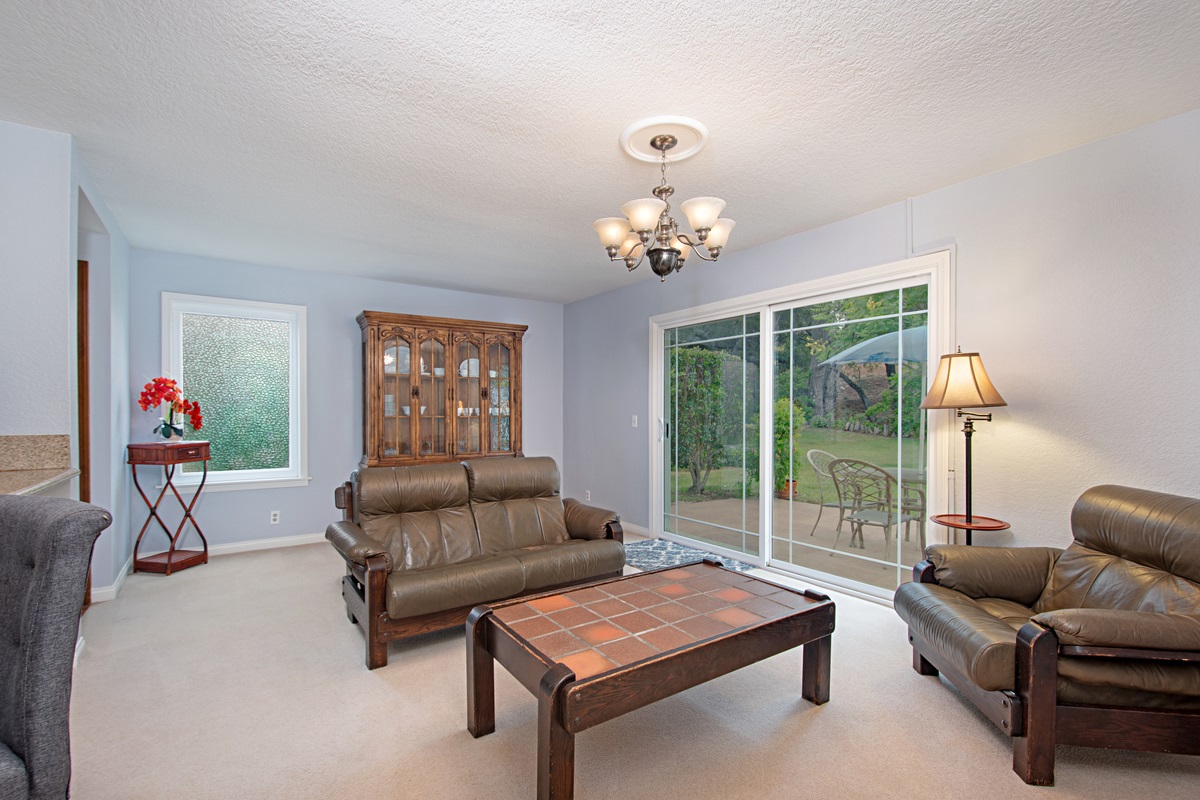 10326 Oak Ranch Lane Escondido, CA 92026 - Photo 10 of 25