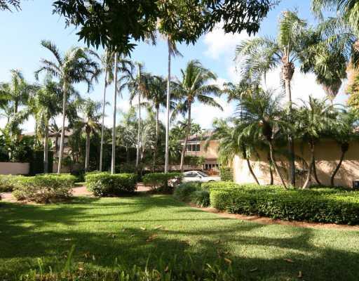 2128 North Bay Road Miami Beach, FL 33140 - Photo 8 of 16 Gallery Image 8