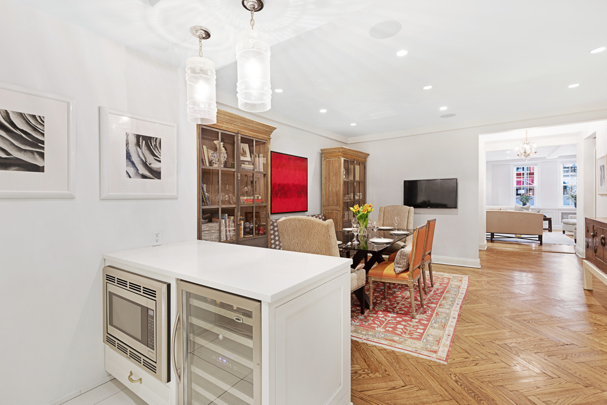 168 East 74th Street, Unit 1A Manhattan, NY 10021 - Photo 7 of 17