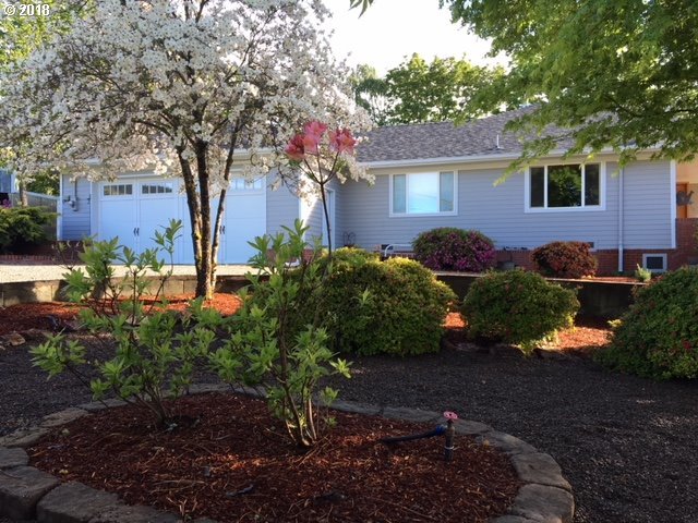 2072 North Myrtle Road Myrtle Creek, OR 97457 - Photo 13 of 30
