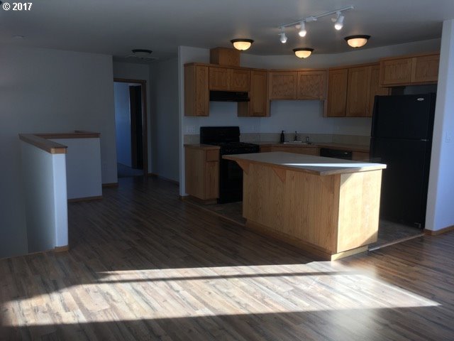 61367 Blakely Road Bend, OR 97702 - Photo 5 of 11