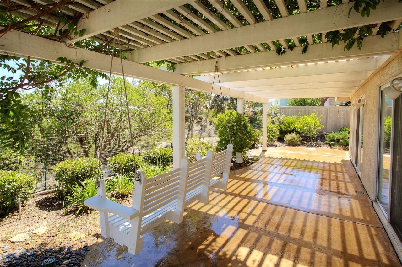 4773 Gateshead Road Carlsbad, CA 92010 - Photo 6 of 23 Gallery Image 6
