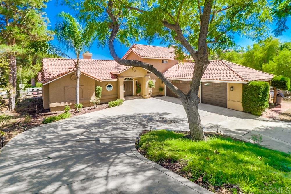 3003 Calle Allejandro Jamul, CA 91935 - Photo 3 of 25