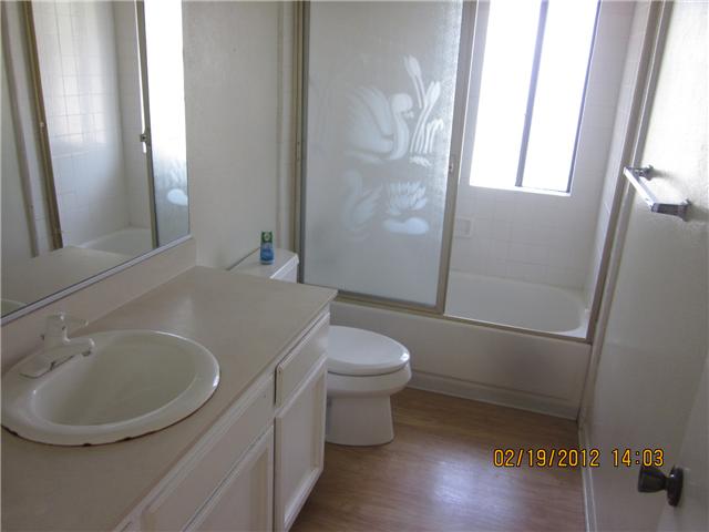 1821 Ivy Road Oceanside, CA 92054 - Photo 12 of 14 HALL BATH NEW TOILET