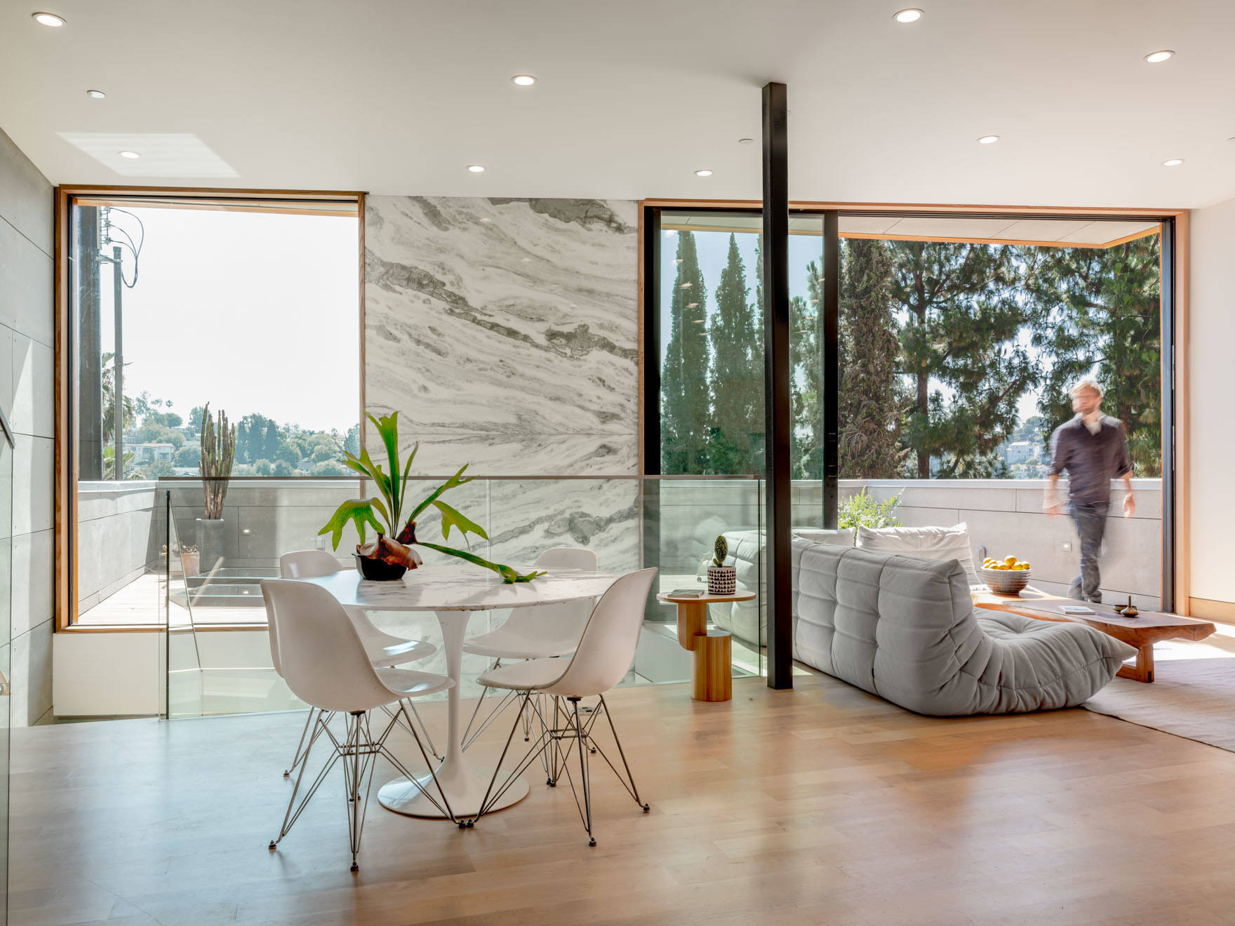 Lyric Avenue Los Angeles, CA 90027 - Photo 5 of 11