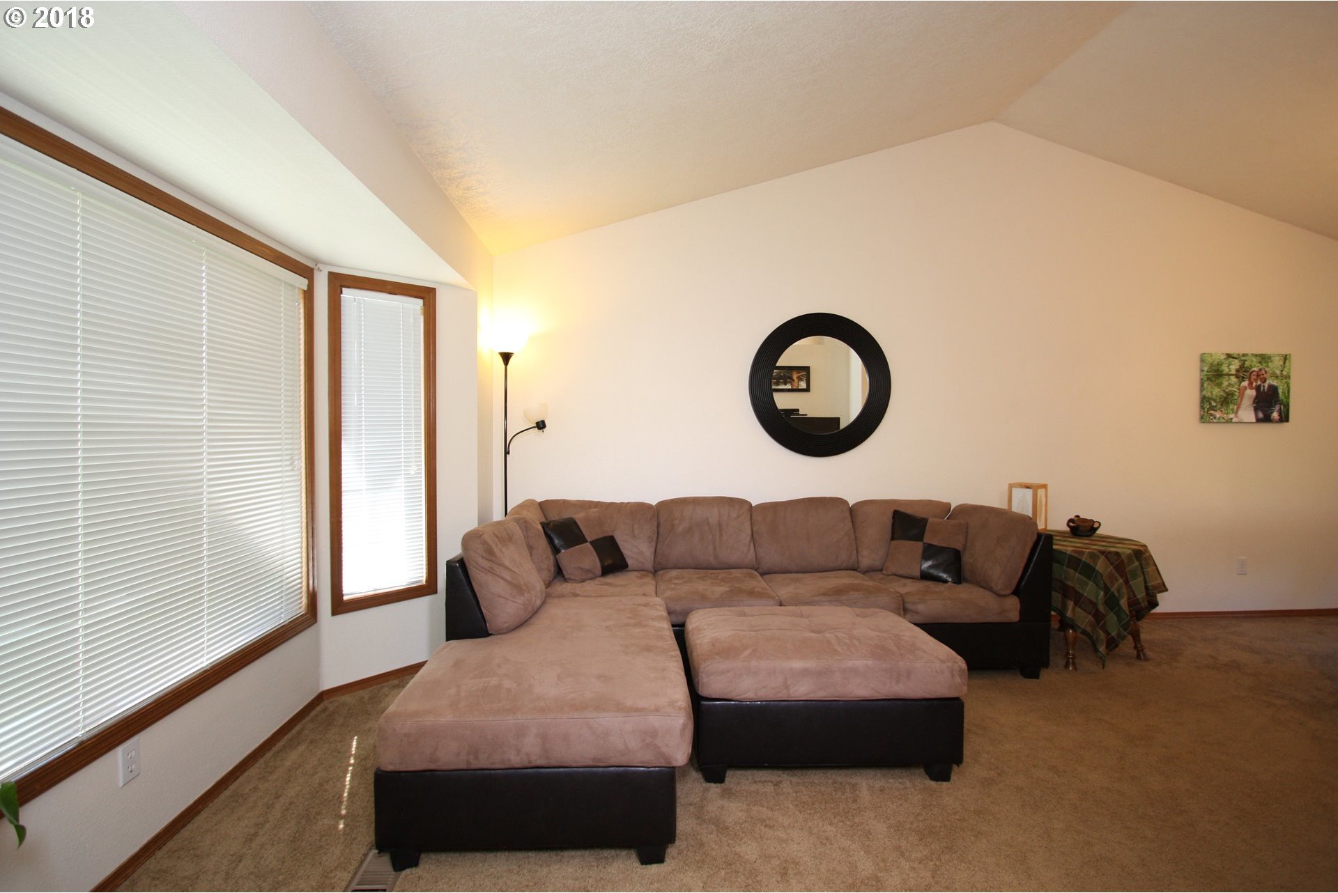 2253 Riviera Court Hubbard, OR 97032 - Photo 2 of 21 Gallery Image 2