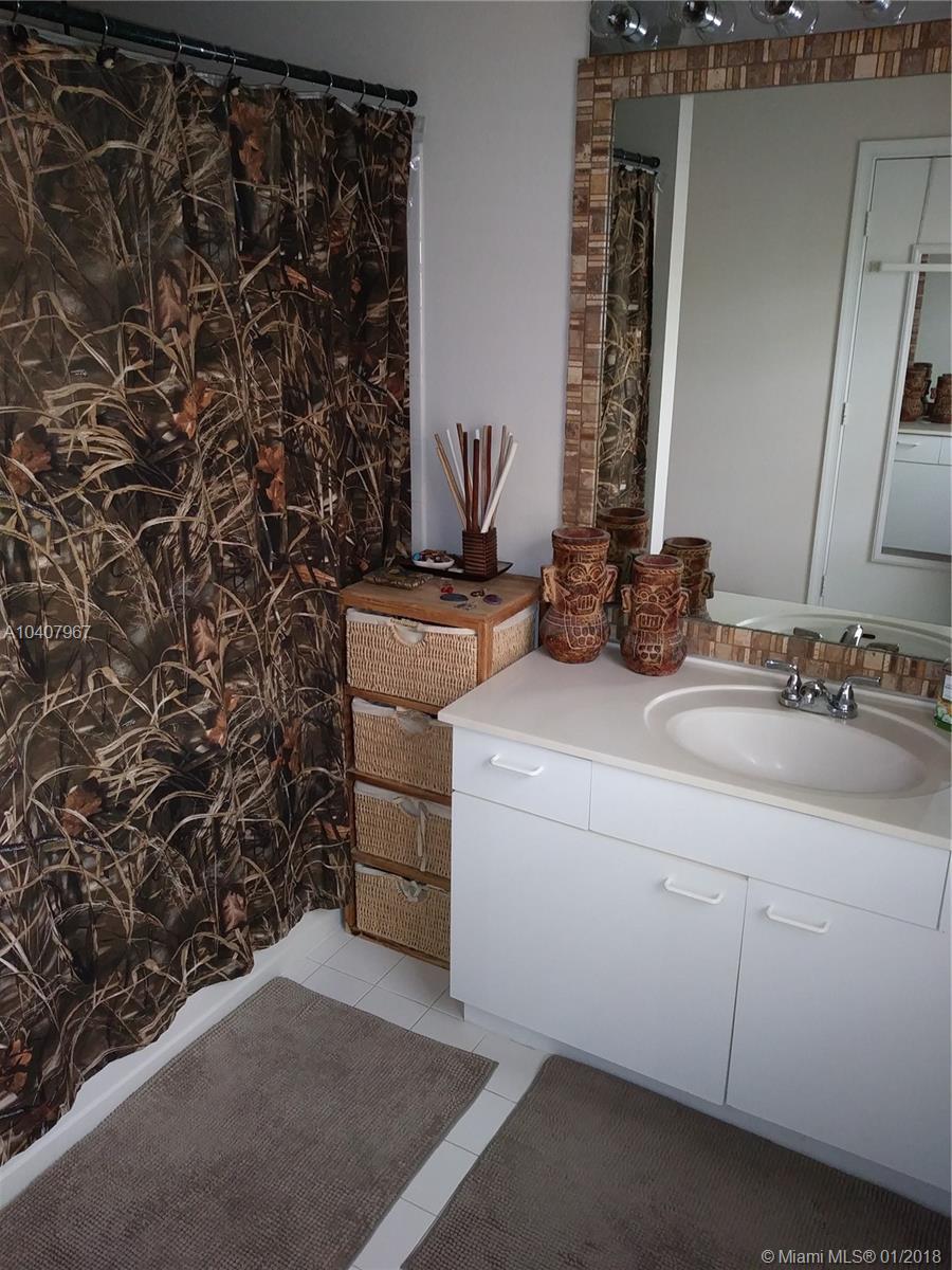 11021 Palm Ridge Lane, Unit 11021 Tamarac, FL 33321 - Photo 11 of 19