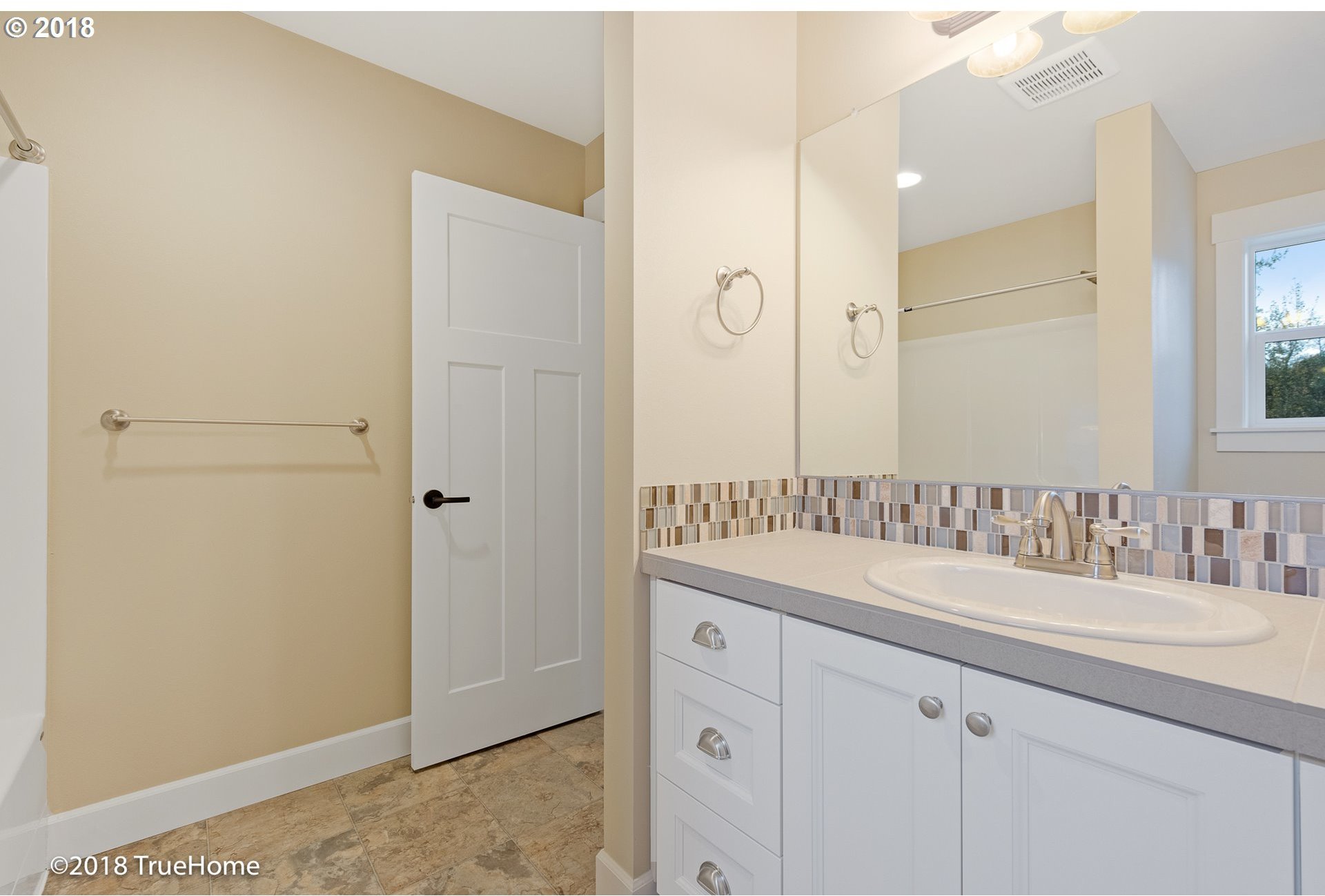 1292 South Quail Run Place, Unit LOT31 Ridgefield, WA 98642 - Photo 19 of 32 Gallery Image 19