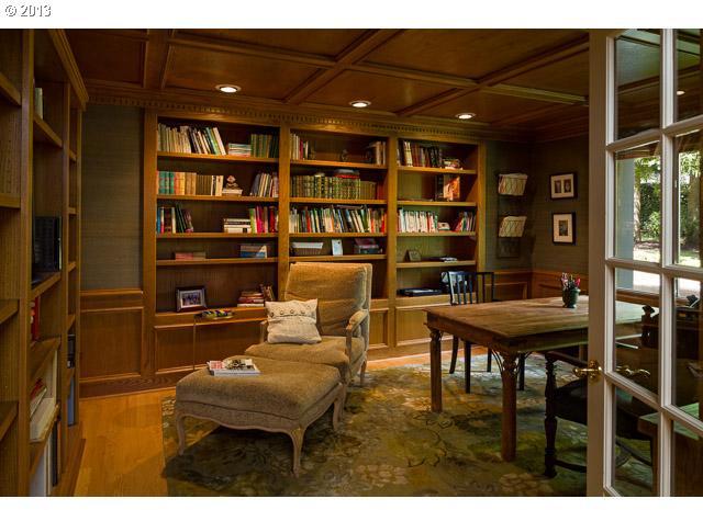 1328 Southwest Palatine Hill Road Portland, OR 97219 - Photo 14 of 16 Gallery Image 14