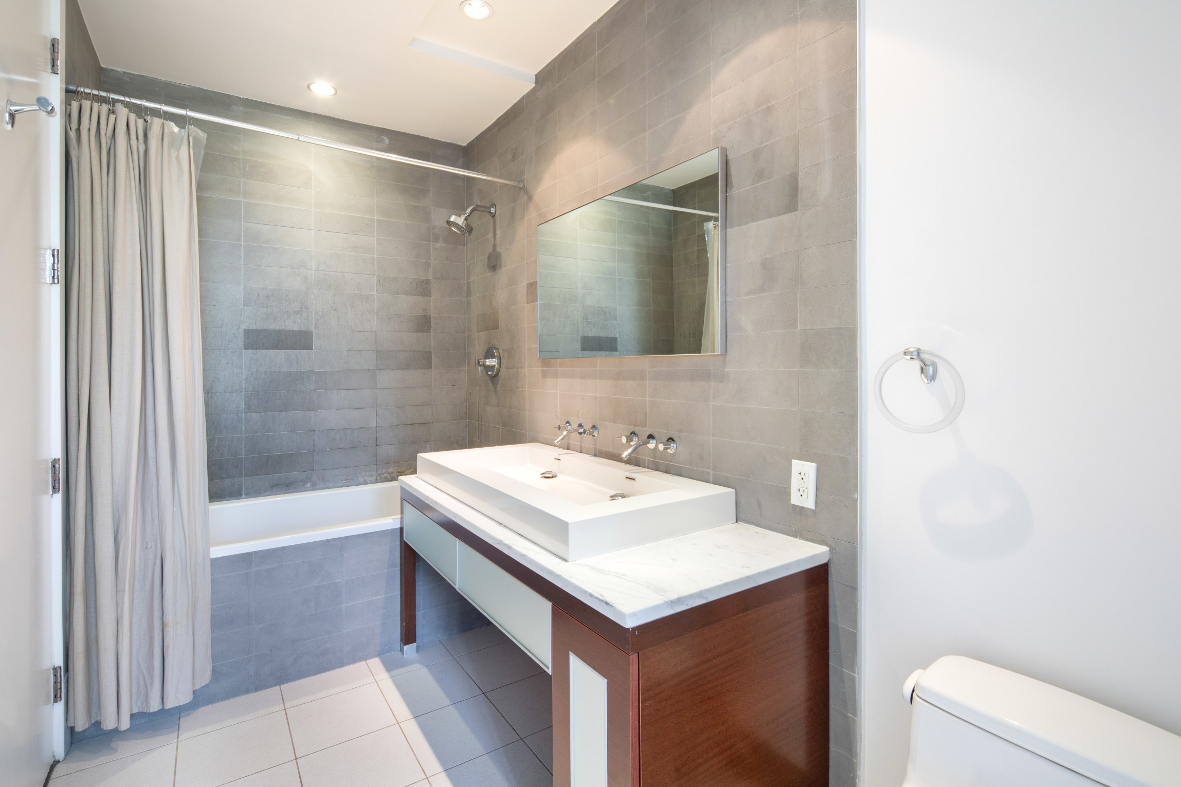 30 Bayard Street, Unit 2C Brooklyn, NY 11211 - Photo 5 of 9