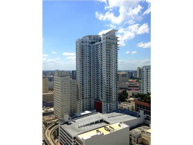 234 Northeast 3rd Street, Unit 1803 Miami, FL 33132 - Photo 1 of 23