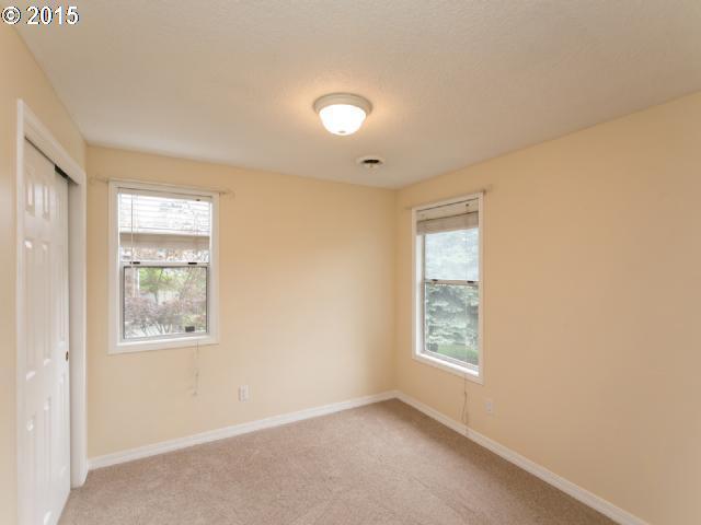 17678 Southwest Meadowbrook Way Aloha, OR 97078 - Photo 14 of 16 Gallery Image 14