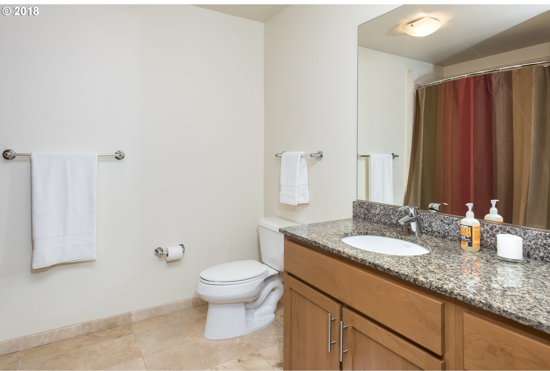 2335 Northwest Raleigh Street, Unit A215 Portland, OR 97210 - Photo 5 of 21 Gallery Image 5