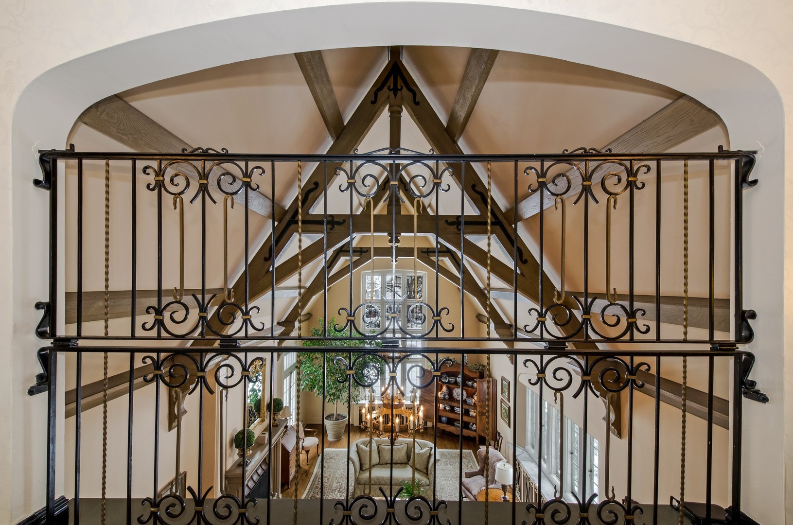 900 Edgemere Court, Evanston, IL 60202 Compass