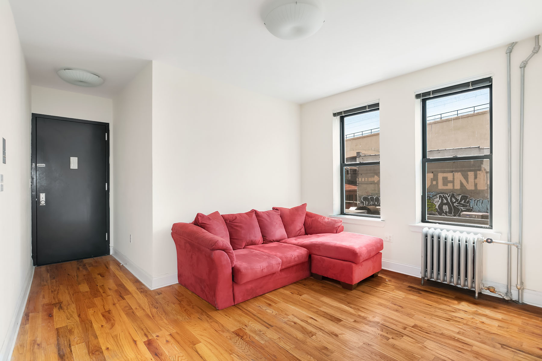 22-46 31st Street, Unit 3A Queens, NY 11105 - Photo 2 of 5