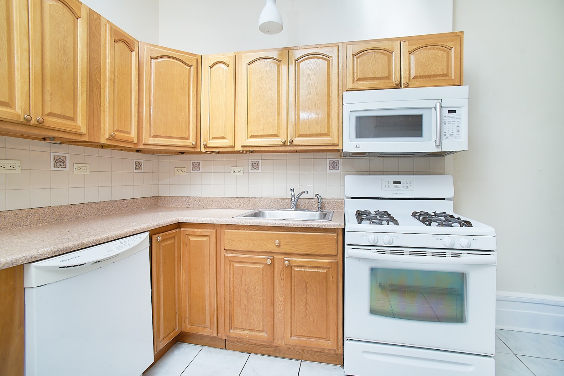 471 West 141st Street, Unit 4 Manhattan, NY 10031 - Photo 11 of 15