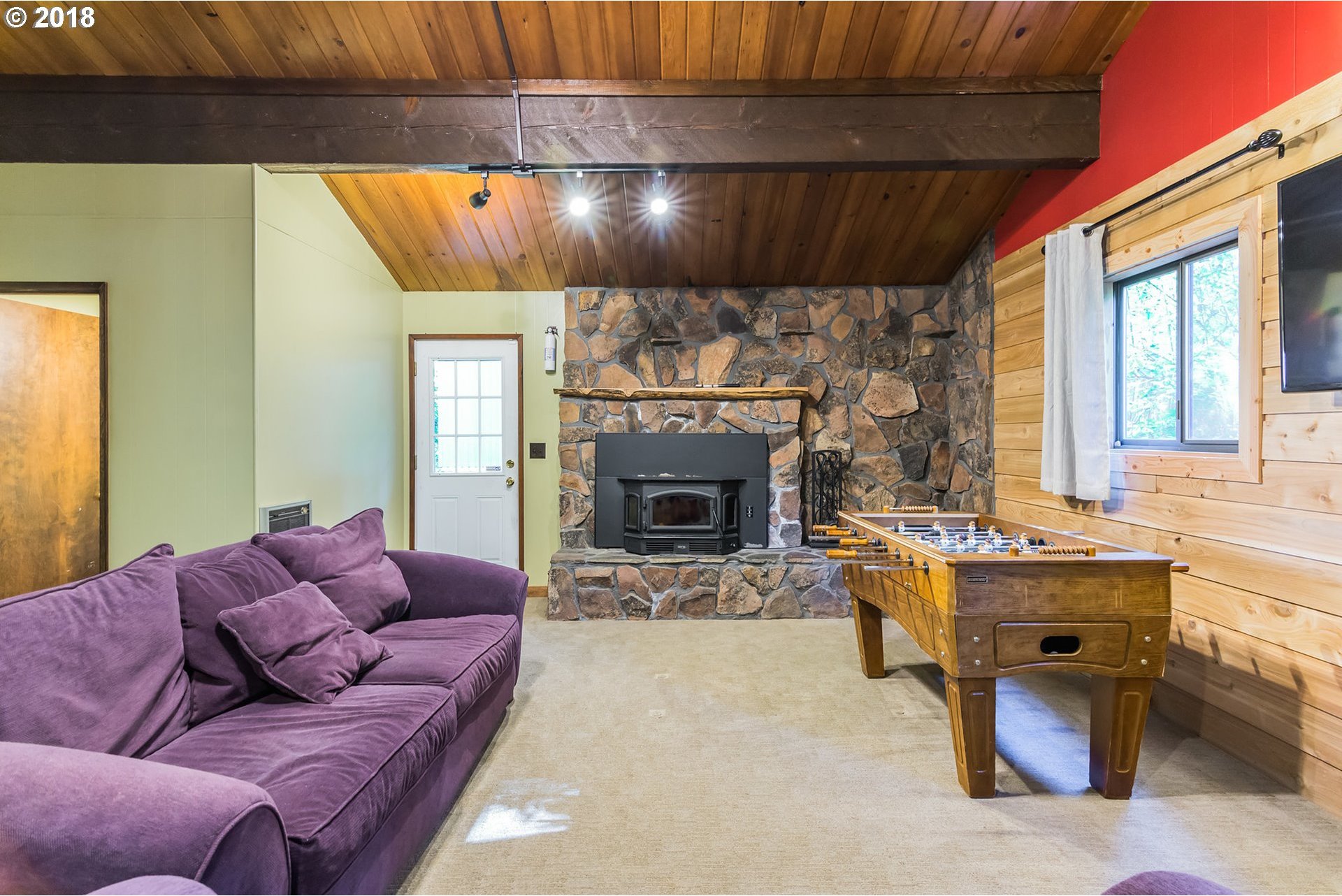 25090 East Arthur Hailey Road Rhododendron, OR 97049 - Photo 2 of 32 Gallery Image 2