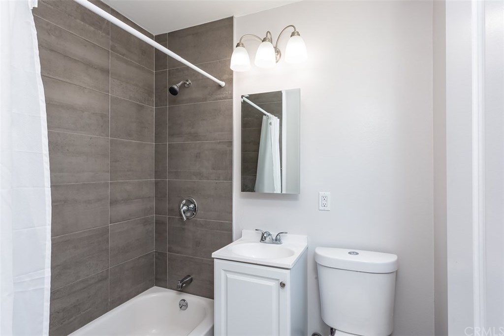 1130 East Hellman Street, Unit A Long Beach, CA 90813 - Photo 7 of 21