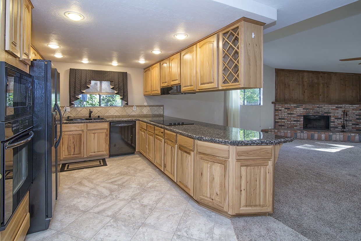 24360 Rutherford Road Ramona, CA 92065 - Photo 15 of 25