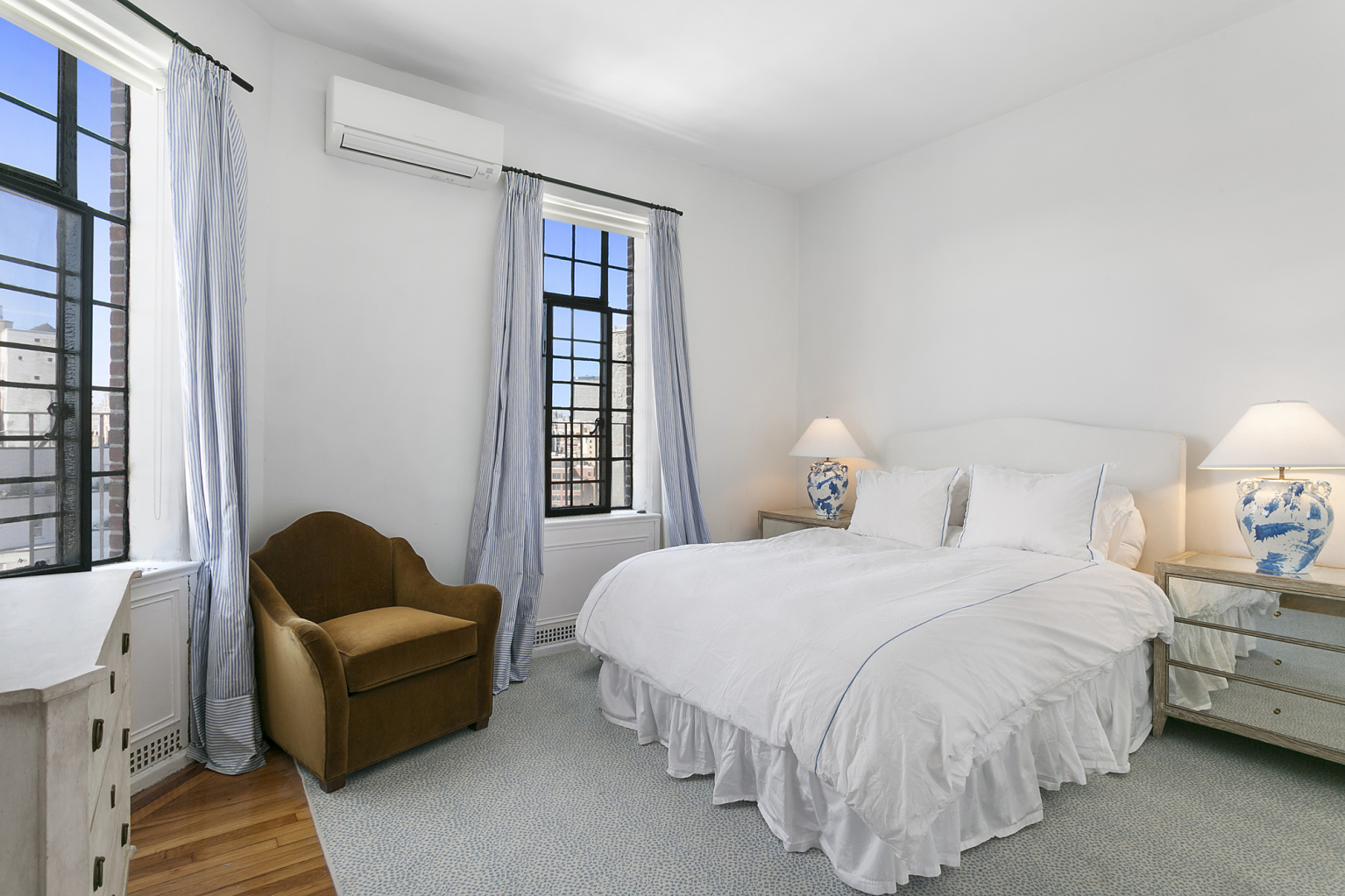 1 Christopher Street, Unit PHA Manhattan, NY 10014 - Photo 5 of 6