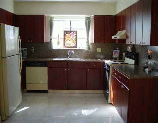 9740 Erica Court, Unit 9740 Boca Raton, FL 33496 - Photo 2 of 6 Gallery Image 2