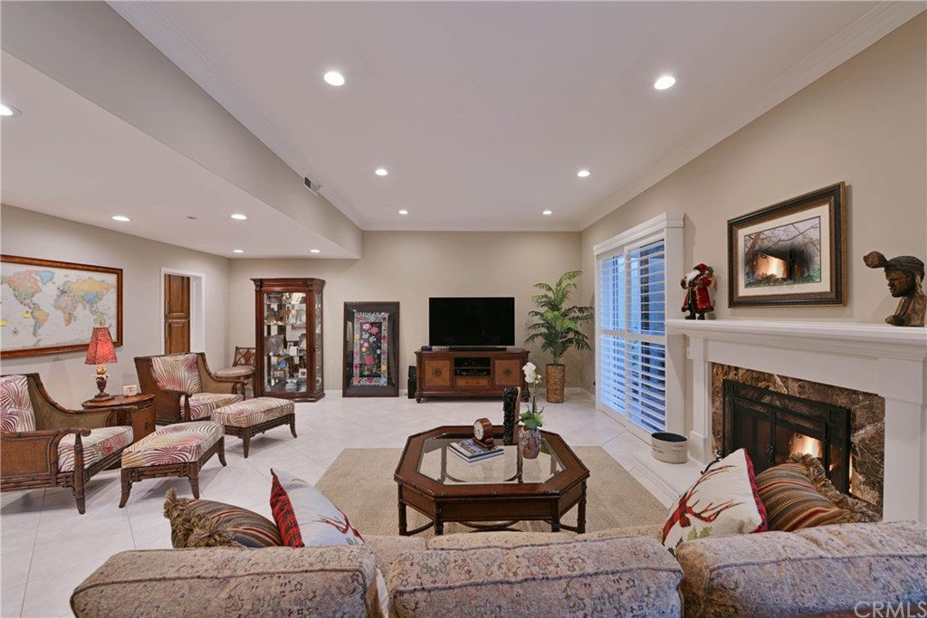 663 Colonial Circle Fullerton, CA 92835 - Photo 21 of 46