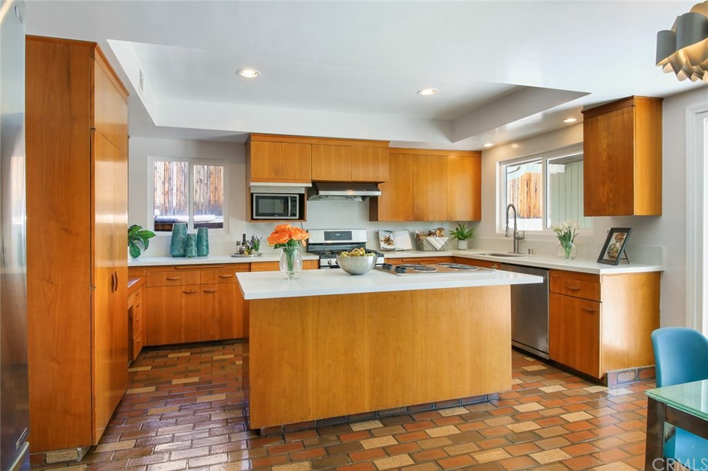 2012 Highland Oaks Drive Arcadia, CA 91006 - Photo 21 of 53