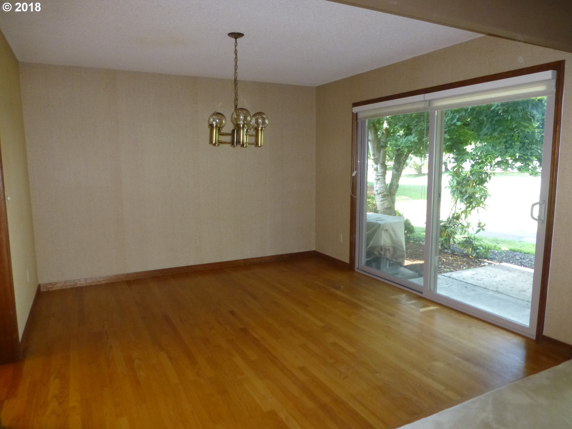 32425 Southwest Boones Bend Road Wilsonville, OR 97070 - Photo 5 of 15 Gallery Image 5