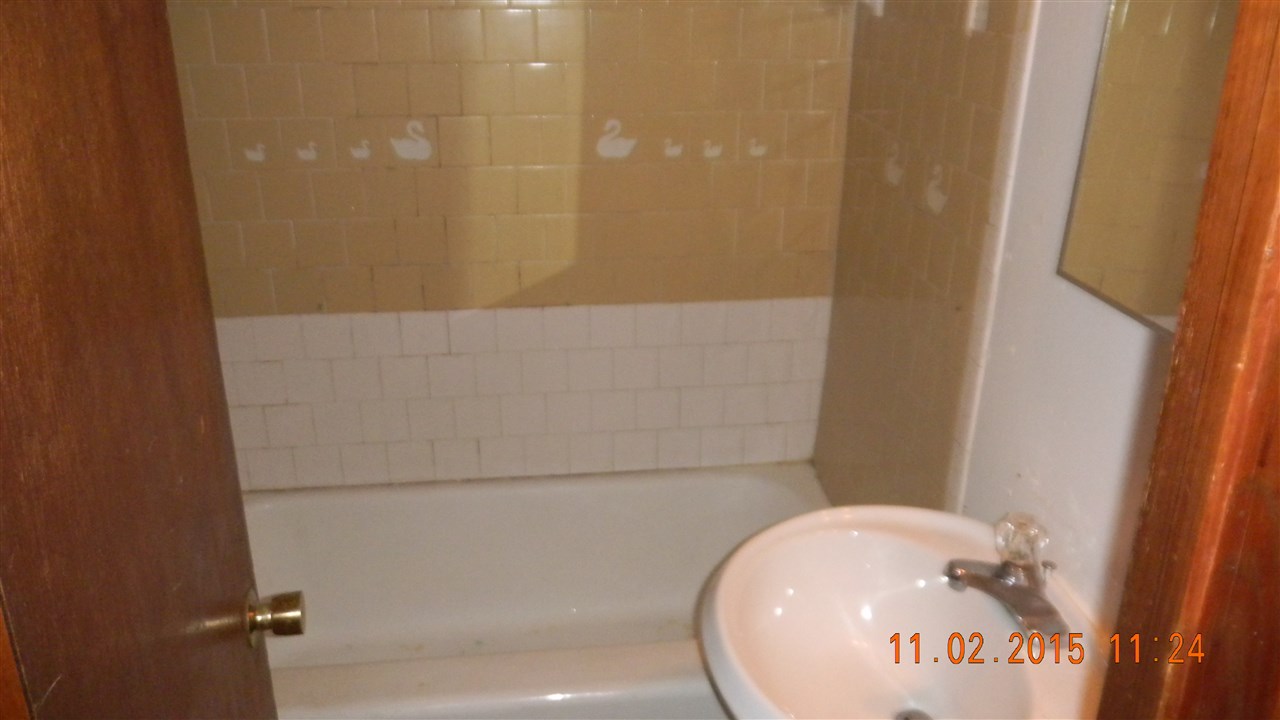 1692 Riverside Boulevard Memphis, TN 38109 - Photo 15 of 25 Gallery Image 15
