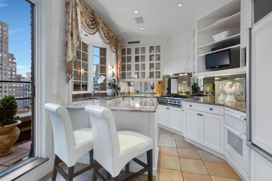 1001 Park Avenue, Unit PH Manhattan, NY 10028 - Photo 4 of 15