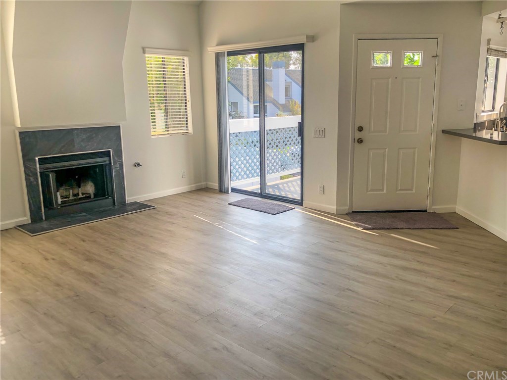 123 Briarglen, Unit 43 Irvine, CA 92614 - Photo 2 of 32