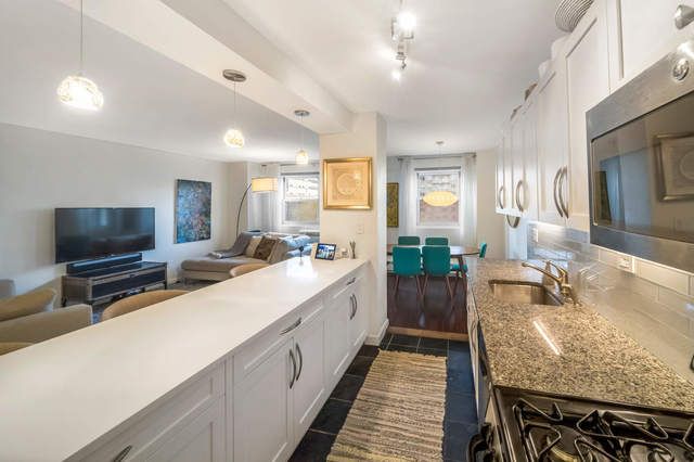 $860,000 | 175 Willoughby Street, Unit 7M | Downtown Brooklyn