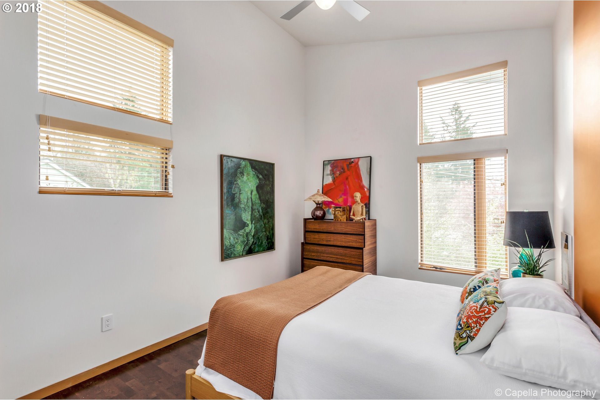 623 Southwest Orchid Street Portland, OR 97219 - Photo 23 of 32 Gallery Image 23