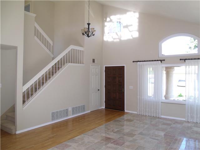 13986 Carriage Road Poway, CA 92064 - Photo 4 of 25