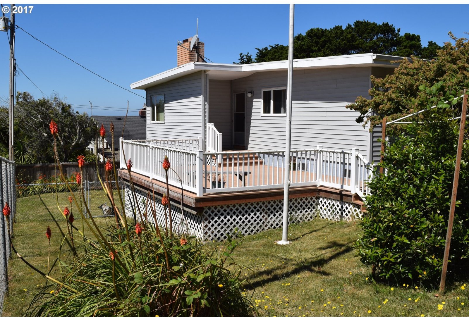 94040 Doyle Point Road Gold Beach, OR 97444 - Photo 1 of 31 Gallery Image 1