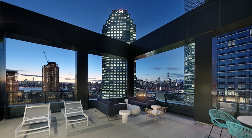 Watermark LIC 27-19 44th Dr, Queens, NY 11101 - Photo 4 of 5