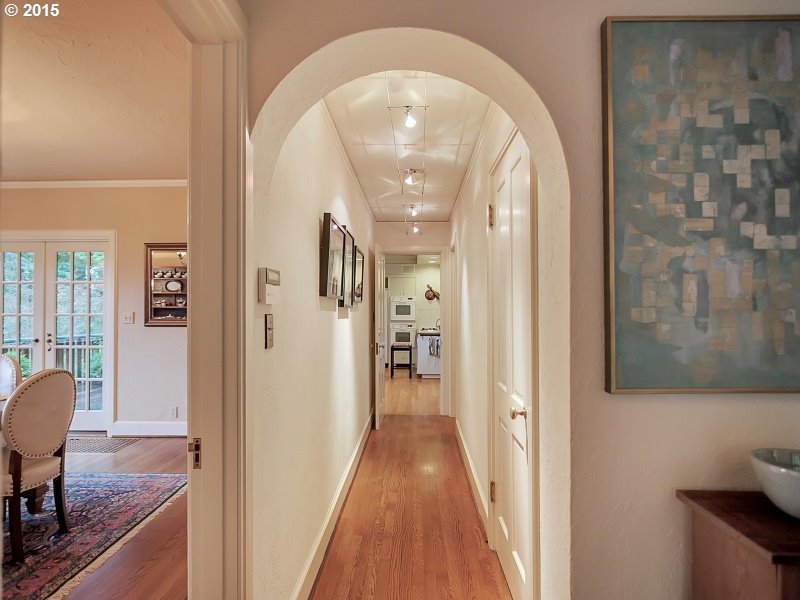 3365 Southwest Talbot Road Portland, OR 97201 - Photo 24 of 30 Gallery Image 24