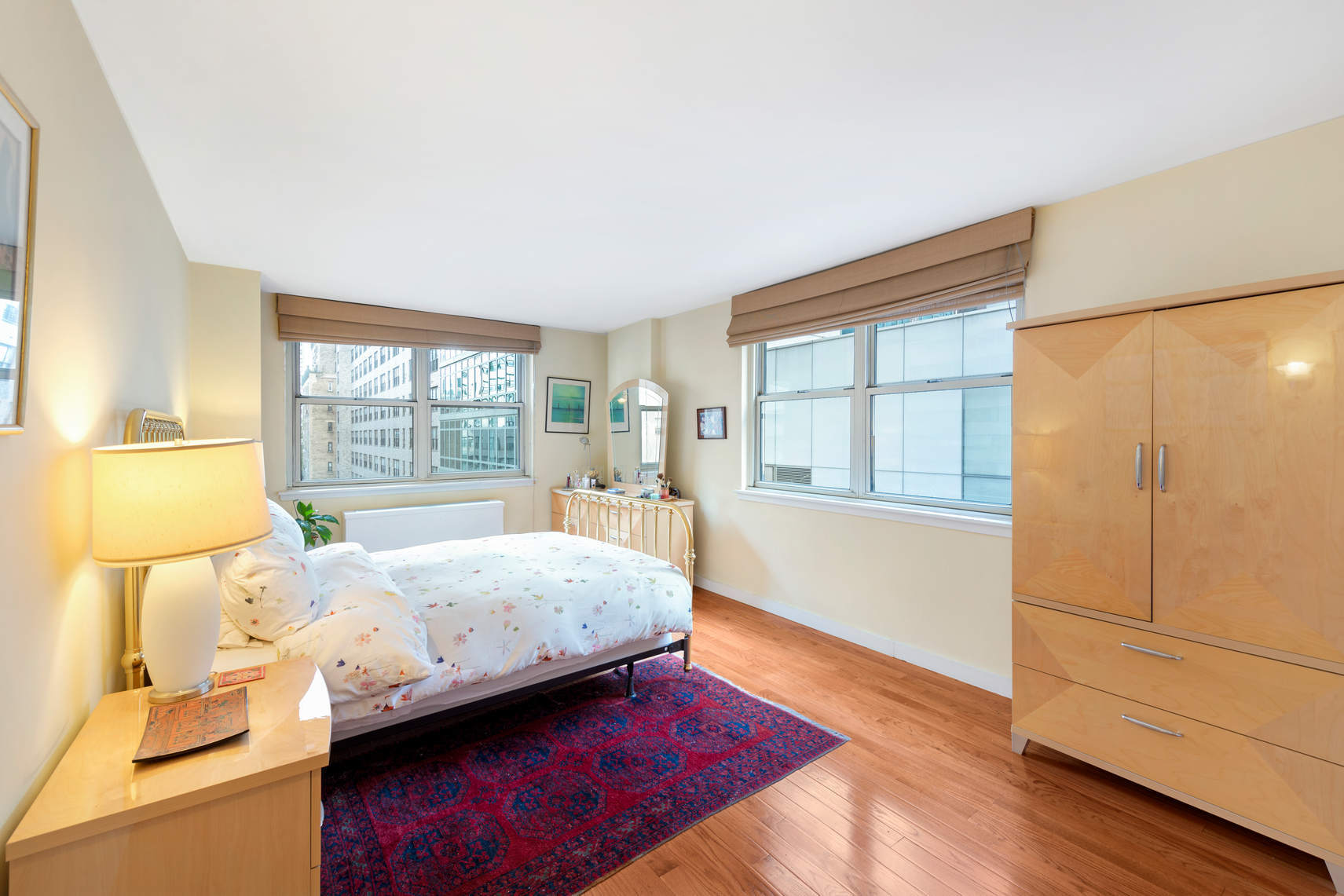 200 East 58th Street, Unit 7H Manhattan, NY 10022 - Photo 6 of 12