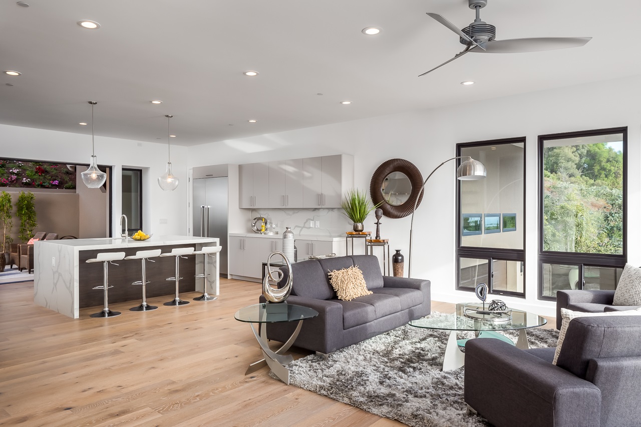 5831 Folsom Drive La Jolla, CA 92037 - Photo 4 of 25