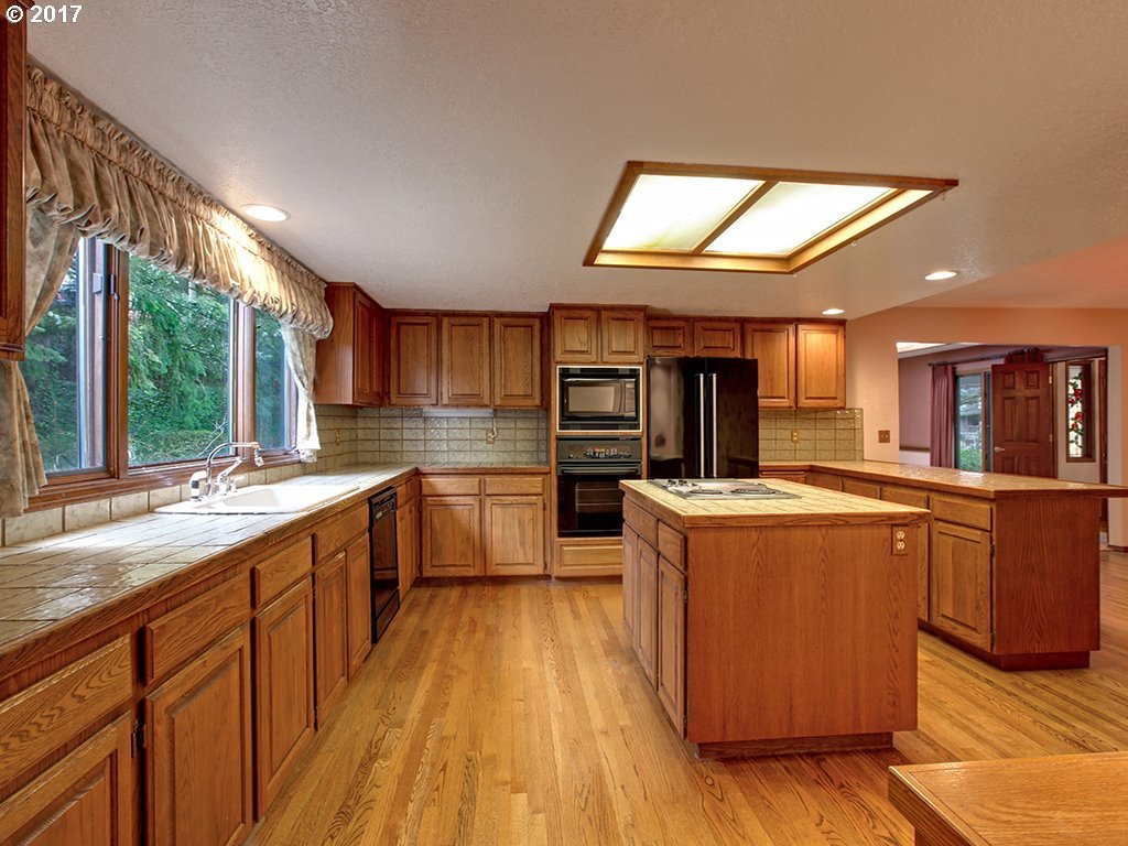 12555 Southwest Beef Bend Road Tigard, OR 97224 - Photo 18 of 25 Gallery Image 18