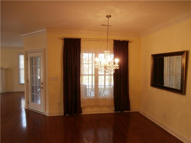110 Riley Circle Fayetteville, TN 37334 - Photo 5 of 22 DINING AREA FEATURES ACCESS TO SCREENED PORCH AND CRYSTAL CHANDELIER
