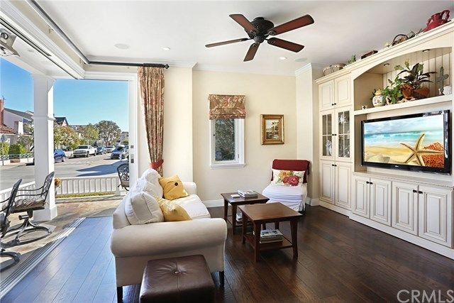 $2,395,000 | 201 Crystal Avenue, Newport Beach, CA 92662