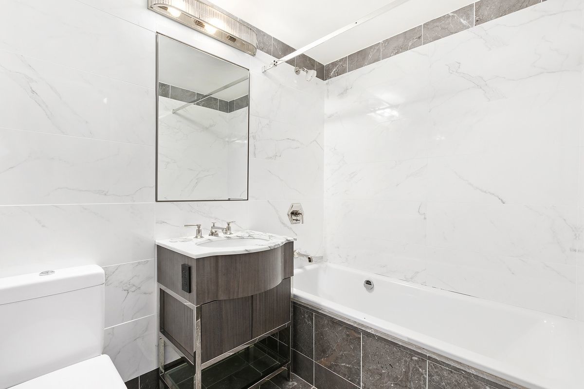 21 West 86th Street, Unit 4H Manhattan, NY 10024 - Photo 5 of 11