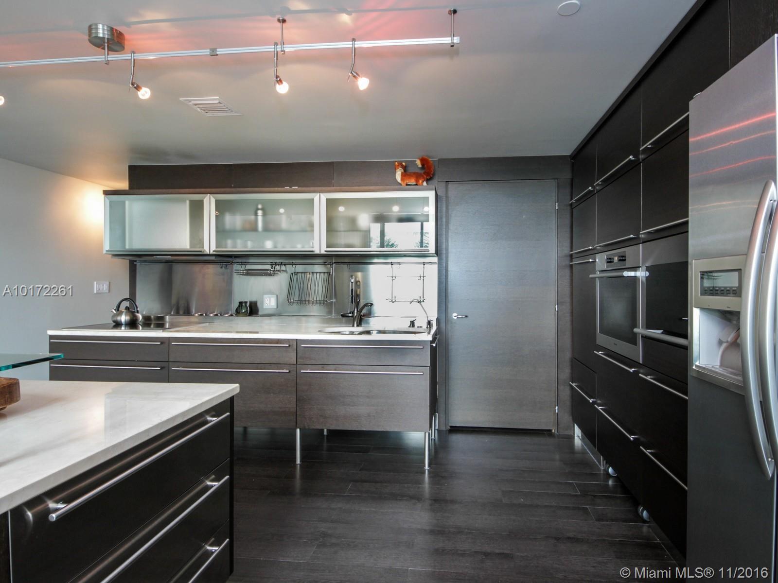 6000 Collins Avenue, Unit 511 Miami Beach, FL 33140 - Photo 6 of 27