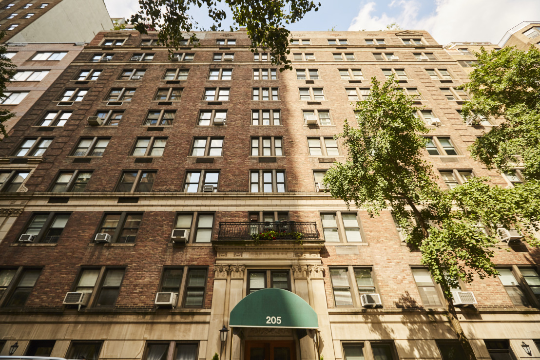 205 E 69th St, Manhattan, NY 10021 - Photo 1 of 5